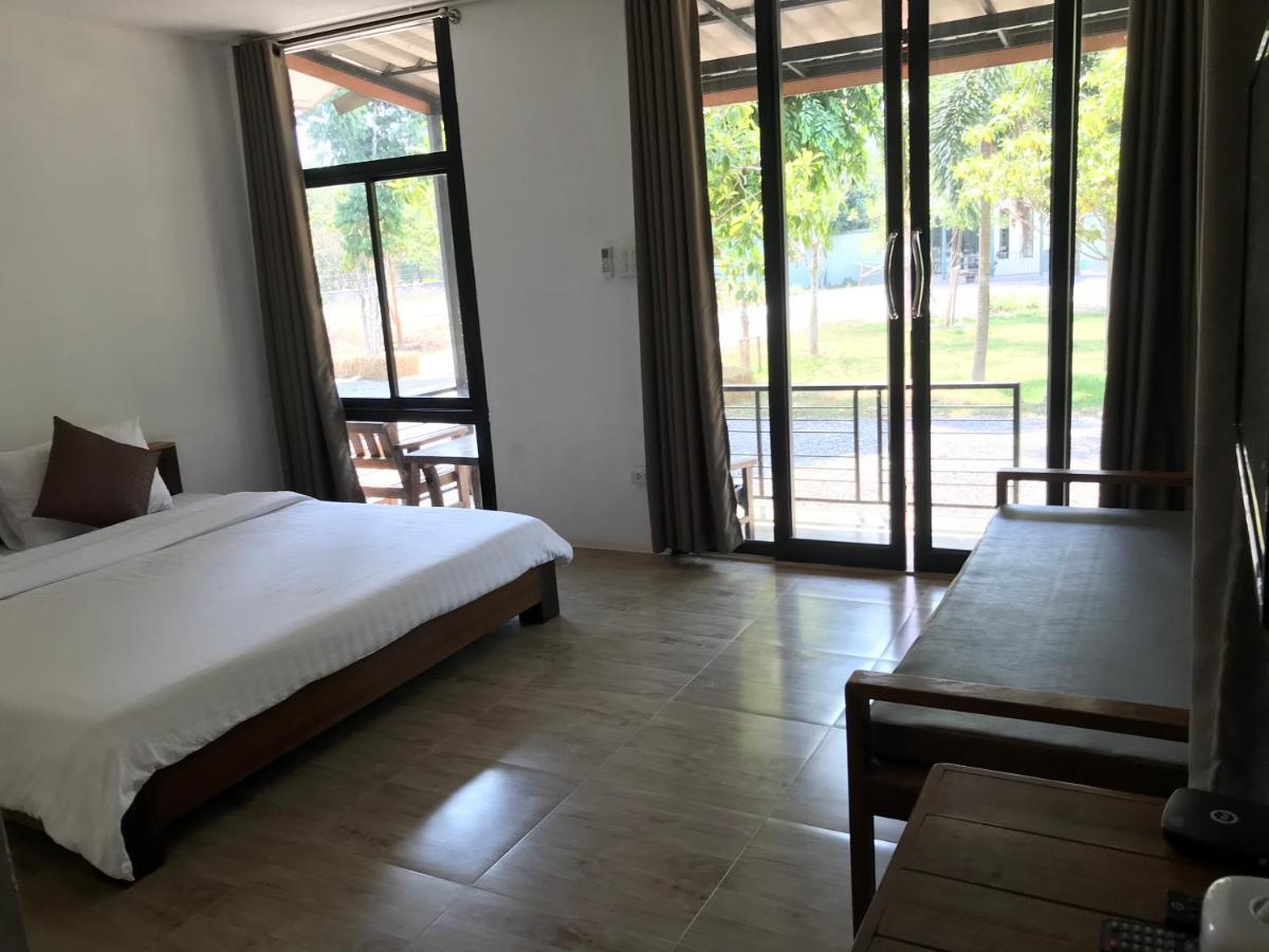 Sangkaset Resort Ban Mong Muang Buitenkant foto