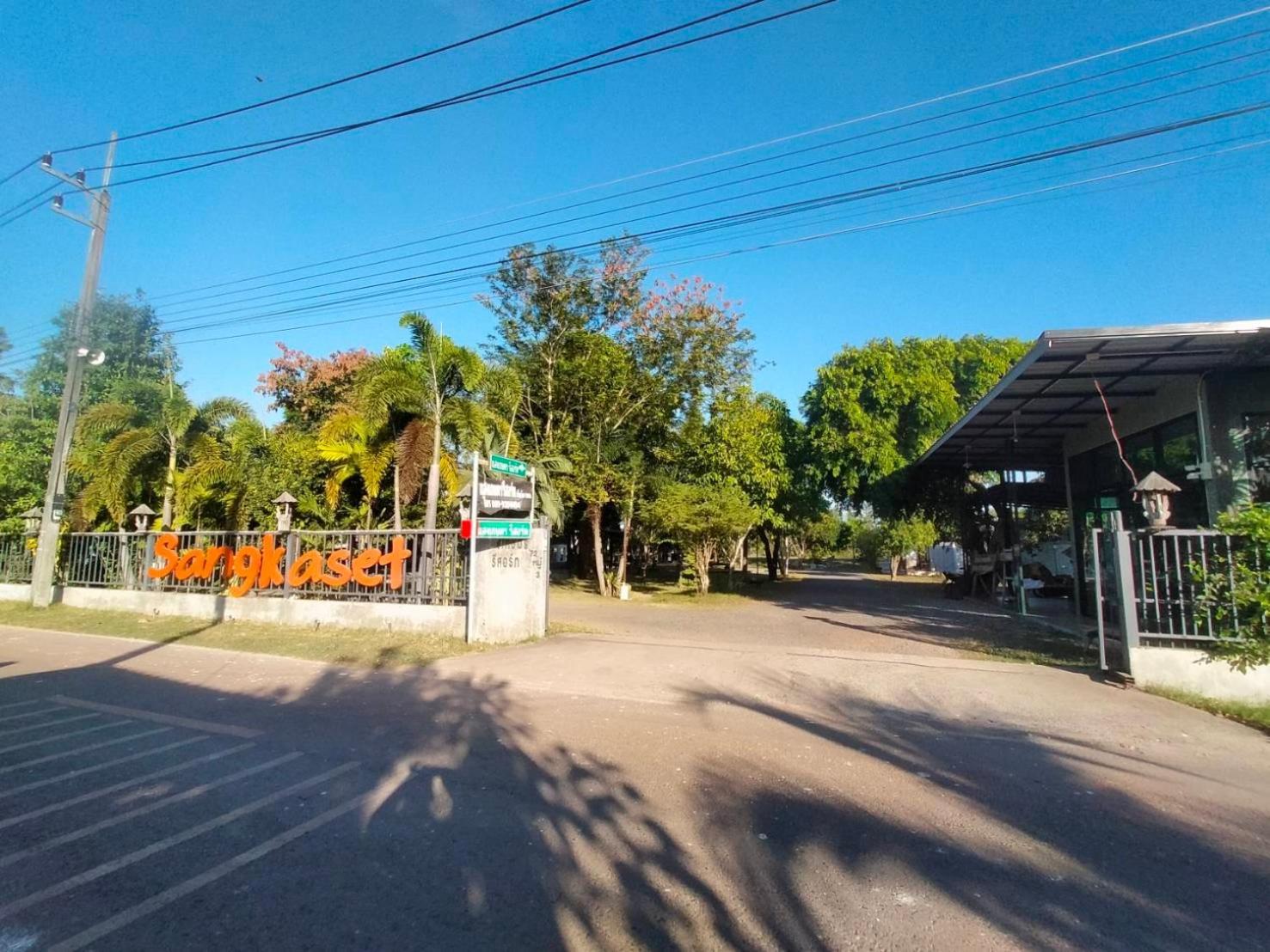 Sangkaset Resort Ban Mong Muang Buitenkant foto