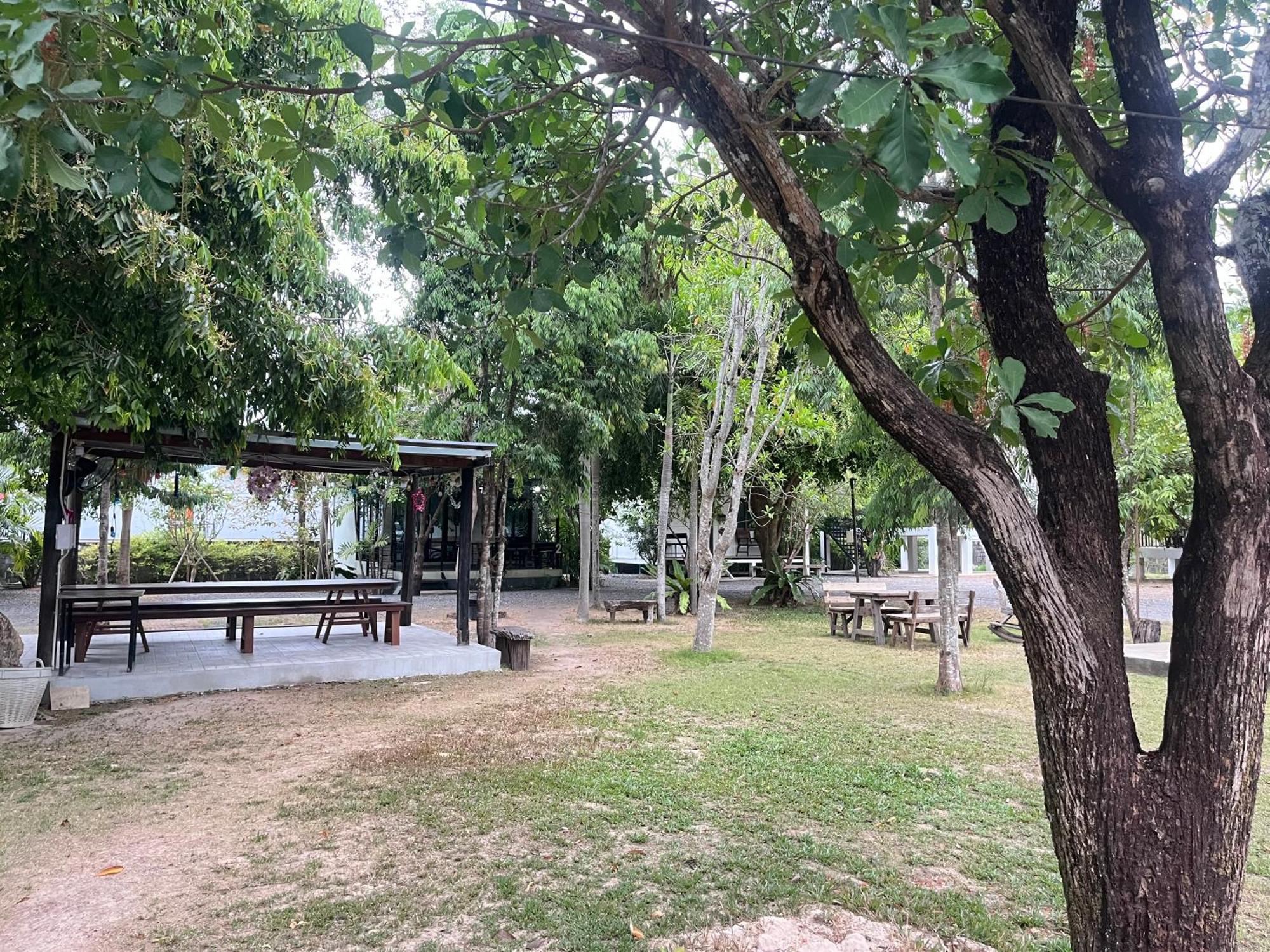 Sangkaset Resort Ban Mong Muang Buitenkant foto