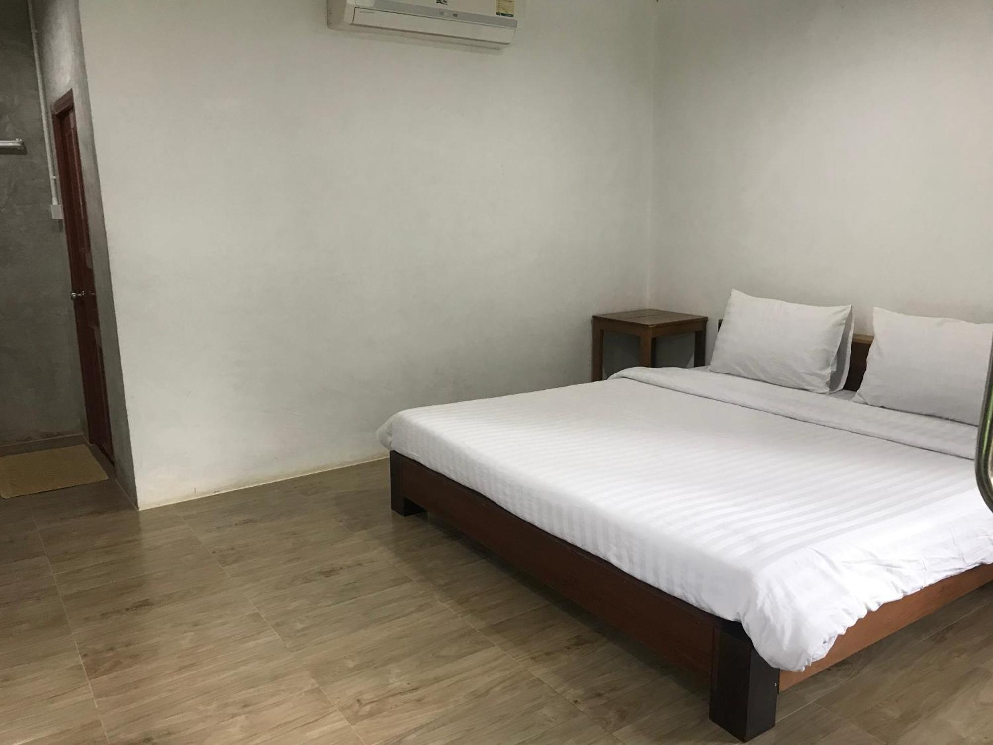 Sangkaset Resort Ban Mong Muang Buitenkant foto